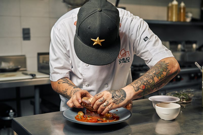 Dave's hot chicken kitchen team preparing orders