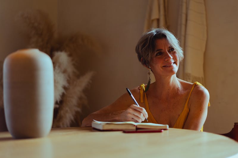 Author Tina
